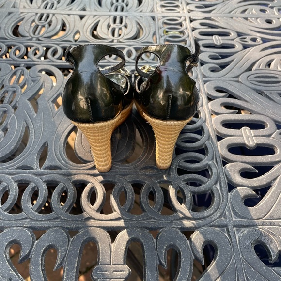 GUCCI Horsebit Peep-Toe Wedges Size 7 - Picture 2 of 5